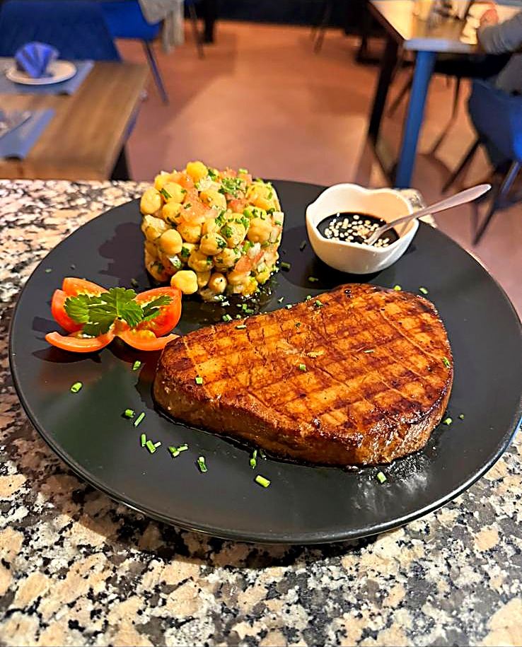 Atún rojo a la brasa